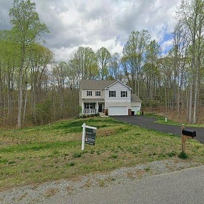 36 Pinewood Rd, Fredericksburg, VA 22405