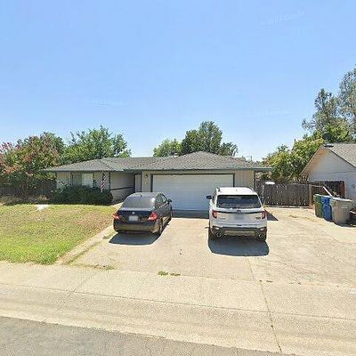 3663 Lake Forest Dr, Redding, CA 96003