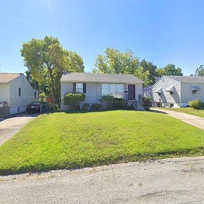 3708 Courtois St, Saint Louis, MO 63123