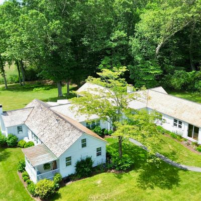 32 Sill Ln, Old Lyme, CT 06371