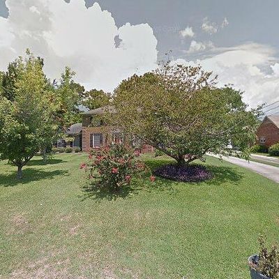 405 Dover Rd, Wilmington, NC 28409