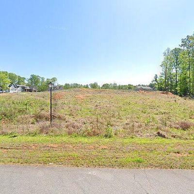 406 Wild Fern Ln, Reidsville, NC 27320