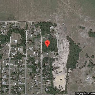 40630 E 8th Ave, Umatilla, FL 32784