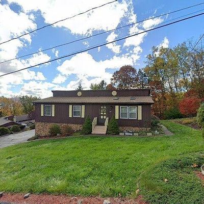 407 Kingsley Blvd, Peckville, PA 18452