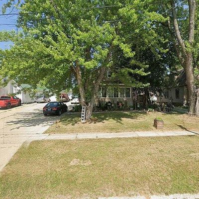 407 S Heaton St, Morrison, IL 61270