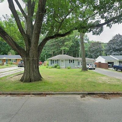 423 Alice St, Whitehall, MI 49461