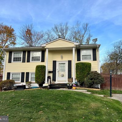 4314 Kenwood Dr, Woodbridge, VA 22193