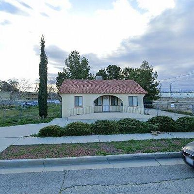 38588 9 Th St E, Palmdale, CA 93550