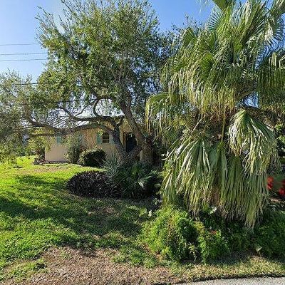 388 Flamingo Dr, Venice, FL 34285