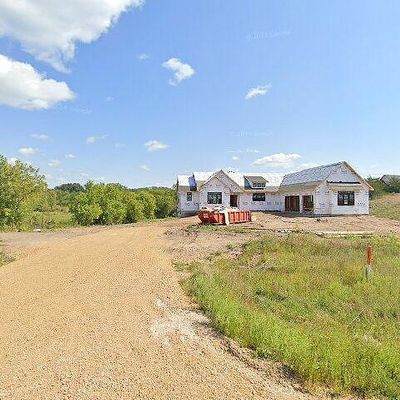 395 Moelter Ln, Hudson, WI 54016