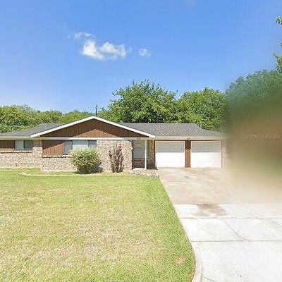 4809 Wyoming Trl, North Richland Hills, TX 76180