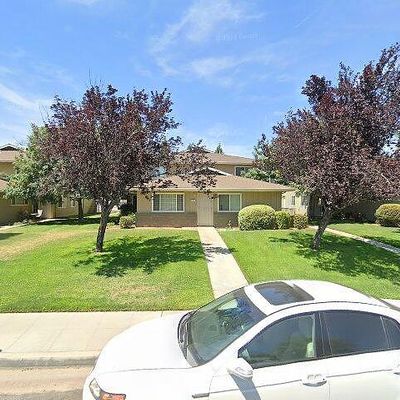 481 W Santa Ana Ave #1, Clovis, CA 93612