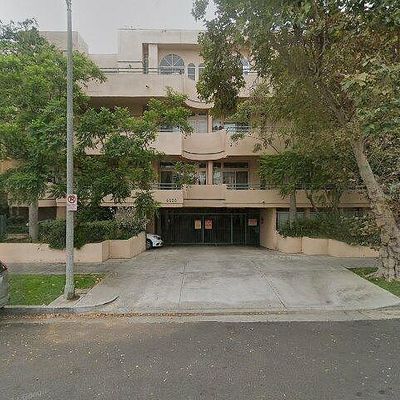 4830 Elmwood Ave #302, Los Angeles, CA 90004