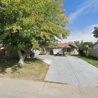 49 Brentford Cir, Sacramento, CA 95823