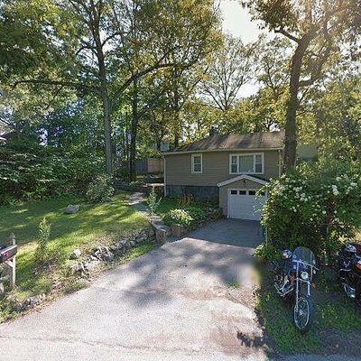 5 Day St, Billerica, MA 01821