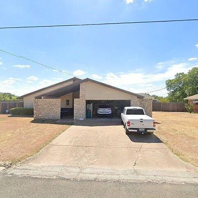 502 Fennimore St, Gatesville, TX 76528