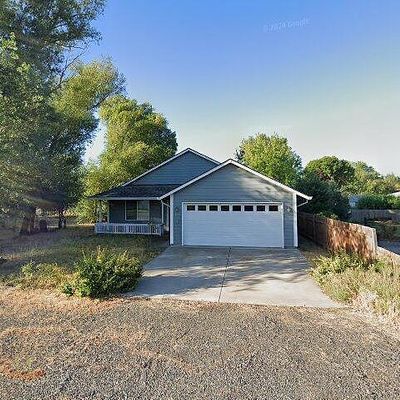 508 4th Ave, Dallesport, WA 98617