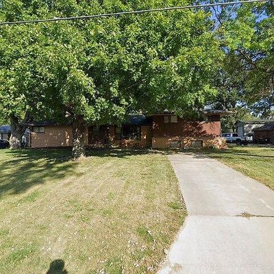 512 N 15 Th St, Adel, IA 50003