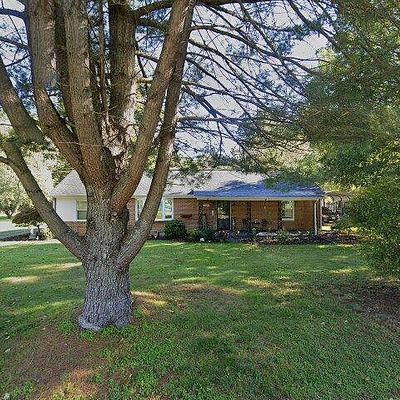 516 Brake Rd, Elliston, VA 24087