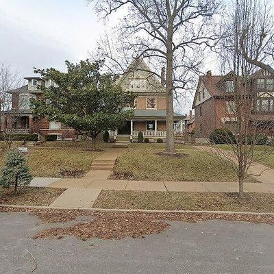 4473 Mcpherson Ave, Saint Louis, MO 63108