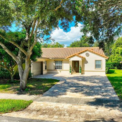 4493 Nw 64 Th St, Coconut Creek, FL 33073