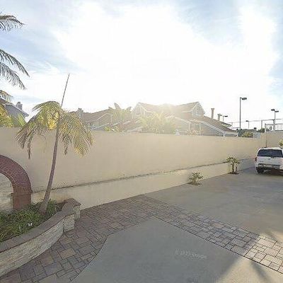 4682 Warner Ave #A204, Huntington Beach, CA 92649