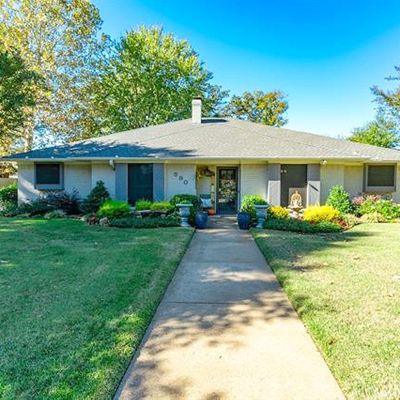 590 Se 39th Street, Paris, TX 75462