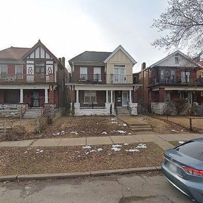 5946 Mcpherson Ave, Saint Louis, MO 63112