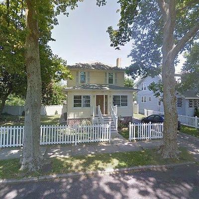 6 E Floral Ave, Pleasantville, NJ 08232