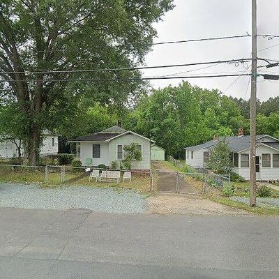 601 Sherman St, Badin, NC 28009