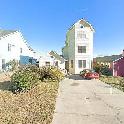 605 Third Ave S, Kure Beach, NC 28449