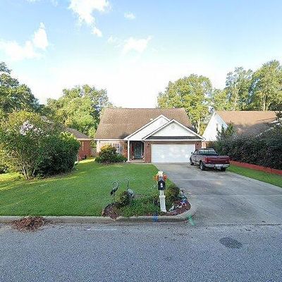 606 Frankfort Dr, Dothan, AL 36305