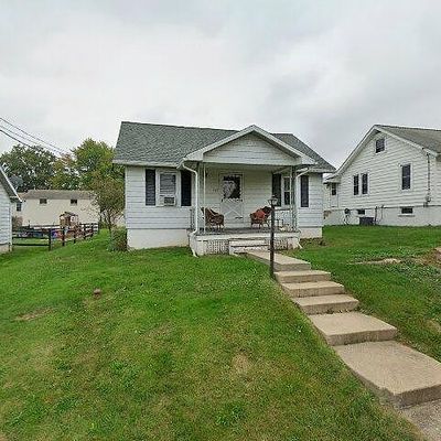 517 Montgomery Ave, Boyertown, PA 19512