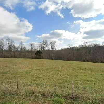 5188 Galen Rd, Lafayette, TN 37083