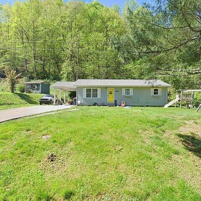 662 Jim Potter Br, Prestonsburg, KY 41653