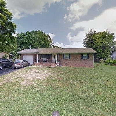 6953 Love Ln, Hixson, TN 37343