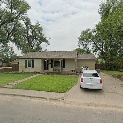 705 Sw 9th Avenue Perryton Tx 79070 Ave, Perryton, TX 79070