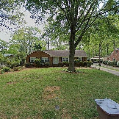 706 Pebble Dr, Greensboro, NC 27410