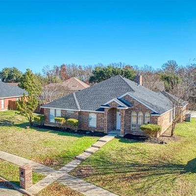 712 Fox Glen Rd, Lancaster, TX 75146