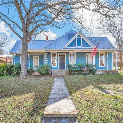 713 W Water St, Weatherford, TX 76086