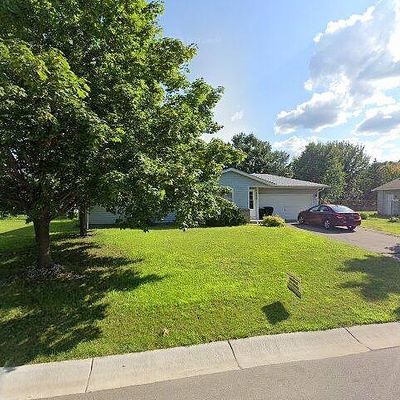 613 Main St W, Isanti, MN 55040