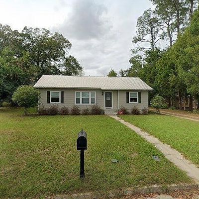 616 3 Rd St, Chipley, FL 32428