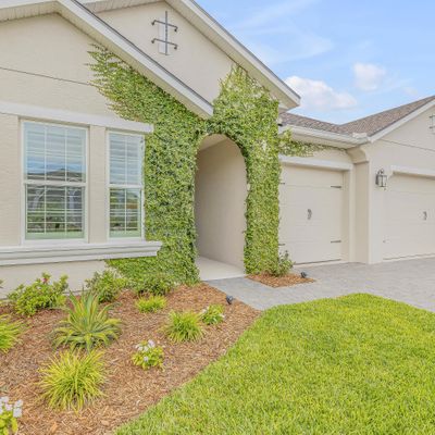 6264 W Fallsgrove Ln, Port Orange, FL 32128