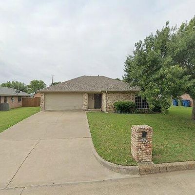 632 Meadow Ln, Roanoke, TX 76262