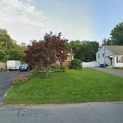 64 Drake Ave, Stoughton, MA 02072