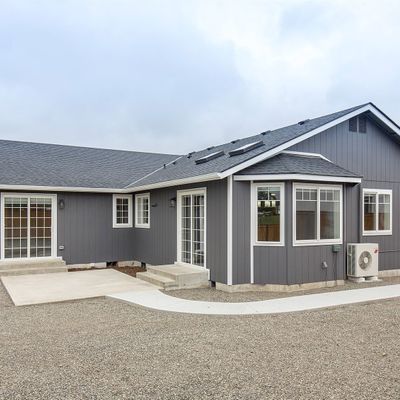 771 N Spencer Farm Pl, Sequim, WA 98382