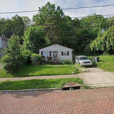 792 Bellevue Ave, Akron, OH 44307