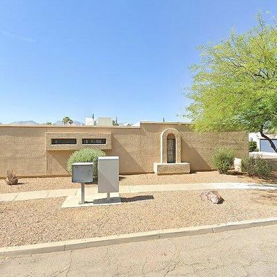 8001 E 3 Rd St, Tucson, AZ 85710