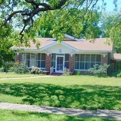 817 Douglas Blvd, Ardmore, OK 73401