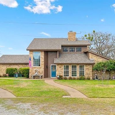 824 Castlemount St, Willow Park, TX 76087